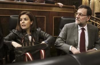 l presidente del Gobierno, Mariano Rajoy, y la vicepresidenta, Soraya Sáenz de Santamaría
