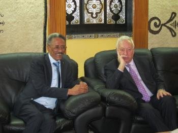 El ministro de Asuntos Exteriores y Cooperación de España, José Manuel García-Margallo, y su homólogo mauritano, Hamadi Ould Hamadi.