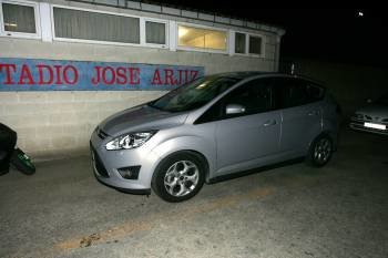 El coche con el que acudió Seoane al José Arjiz y que reclama un concesionario de Irún (Foto: MARCOS ATRIO)