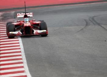 El Ferrari del piloto español, en los tets de la pasada semana. (Foto: TONI ALBIR)