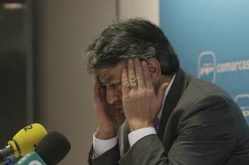 José Antonio Feijóo, durante su comparecencia en la sede del PP en Ourense. (Foto: MIGUEL ÁNGEL)