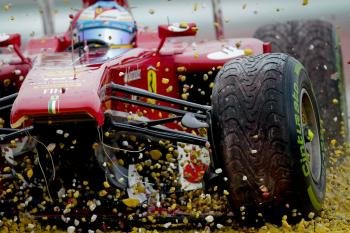El F138 de Fernando Alonso, en el momento de abandonar la carrera.