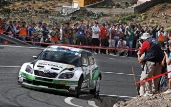 El checo Jan Kopecky, camino de la victoria en el rally Islas Canarias.