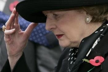 Fotografía de archivo tomada el 8 de noviembre de 2005 que muestra a la baronesa Margaret Thatcher.