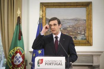El primer ministro de Portugal, Pedro Passos Coelho, en rueda de prensa. (Foto: MARIO CRUZ)