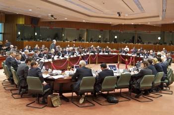 Momento de la reunión que celebraron los ministros de finanzas de la Eurozona en Dublín. (Foto: EFE)