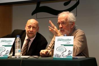 Sir Cámara y Forges, en la presentación de la publicación en Madrid.