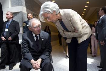 La directora del FMI, Christine Lagarde, con el ministro alemán de Finanzas, Wolfgang Schäuble. (Foto: STEPHEN JAFFE)