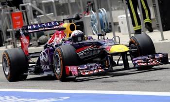 El Red Bull de Sebastian Vettel, en el GP de Baréin. (Foto: SRDJAN SUKI)