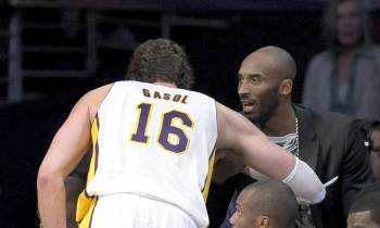 Pau, durante el último partido del curso con los Lakers. (Foto: PAUL BUCK)