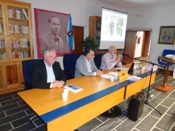 José Antonio Blanco, Aurelio Blanco y Xesús Antonio Gulias, durante la charla.