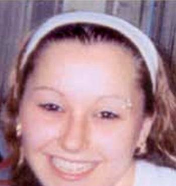 Fotografía sin fechar cedida por el FBI hoy, lunes 6 de mayo de 2013, de Amanda Marie Berry, desaparecida desde abril de 2003.