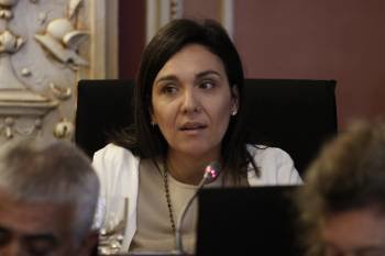 Carmen Rodríguez, el pasado abril, en una intervención en el pleno, en el que tenía voz pero no voto. (Foto: XESÚS FARIÑAS)