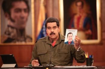 El presidente de Venezuela, Nicolás Maduro, durante una reunión con el alto mando militar venezolano en Caracas. 