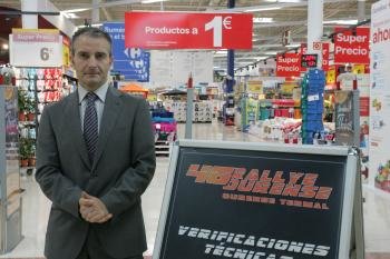 Marcos Gómez, gerente de Carrefour en Ourense.