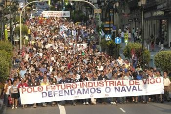 Movilización convocada ayer por el naval (Foto: EFE)