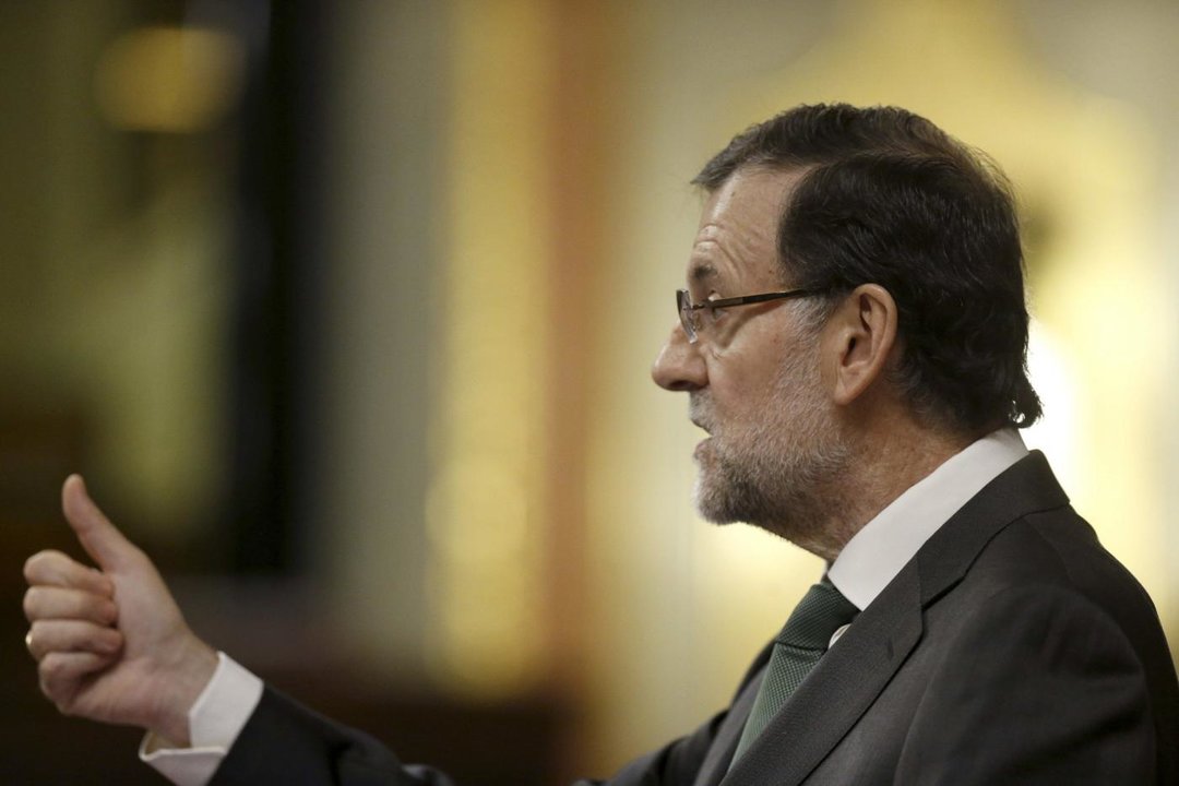 El presidente del Gobierno, Mariano Rajoy, durante su intervención en el pleno del Congreso de los Diputados (Foto: efe)