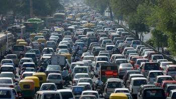 Atasco de automóviles, grandes culpables de la emisión de gases de efecto invernadero. (Foto: ARCHIVO)