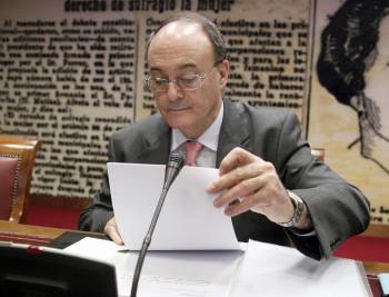 El gobernador del Banco de España, Luis María Linde. (Foto: ARCHIVO)