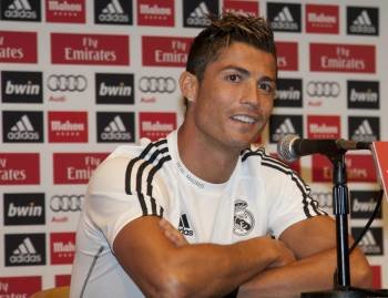 Cristiano Ronaldo, ayer ante los medios. (Foto: JAVIER ROJAS)
