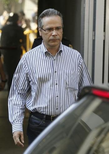 El cajero del PP Antonio Ortiz, tras declarar como testigo ante el juez de la Audiencia Nacional Pablo Ruz. (Foto: EFE )
