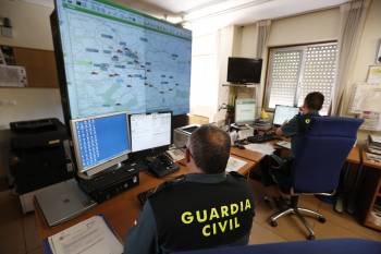 La central operativa de la Guardia Civil en Ourense. (Foto: XESÚS FARIÑAS)