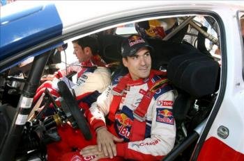 Dani Sordo con su copiloto Diego Vallejo en una imagen de archivo. (Foto: EFE )