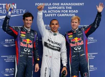 Hamilton, autor de la pole, flanqueado por Webber y Vettel. (Foto: V. XHEMAJ)