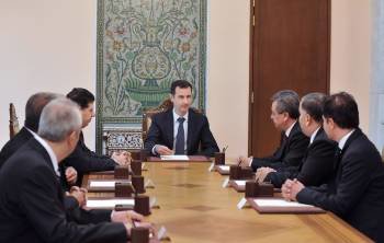 El ejecutivo sirio se reunió ayer en Damasco, encabezado por Bashar Al Assad. (Foto: EFE)