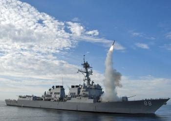 Fotografía tomada el 29 de septiembre de 2010 y facilitada por la Marina de EE.UU. del destructor estadounidense USS Preble (Foto: efe)