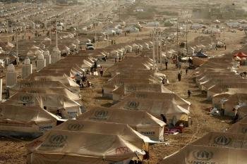 Fotografía facilitada por el Alto Comisionado de Naciones Unidas para los Refugiados (ACNUR), tomada el pasado mes de agosto, de un campo de ACNUR que espera la llegada de refugiados sirios provenientes de un centro de tránsito en el norte de Irak (Foto: 