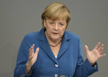 La canciller alemana Ángela Merkel defendía ayer en el Bundestag su gestión en el Gobierno. (Foto: SOEREN STACHE)