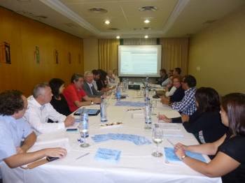 Los miembros del comité de Termatalia, en la reunión que mantuvieron en Santiago. 