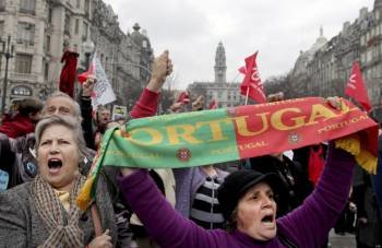 Manifestación en Lisboa contra la política de recortes del Gobierno portugués.