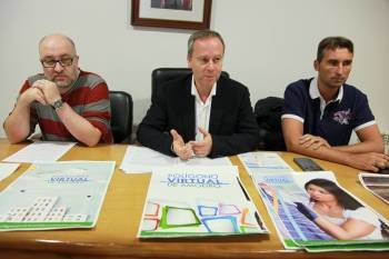 José González, Rafael Rodríguez y Óscar Sánchez, en la presentación del polígono virtual. (Foto: JOSÉ PAZ)