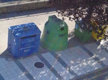 Contenedores de basura, en O Barco.