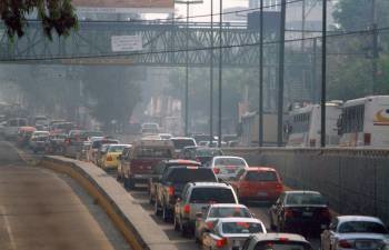 La contaminación en las grandes ciudades es uno de los motivos de alerta que recoge el informe.