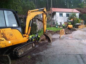 Obras de saneamento e tratamento das augas no municipio de Cortegada.