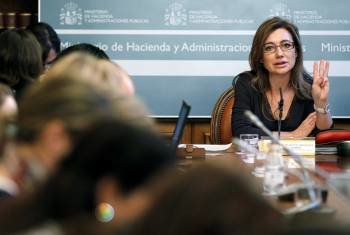 La secretaria de Estado Marta Fernández-Currás, en su comparecencia de ayer ante los medios.  (Foto: CHEMA MOYA)