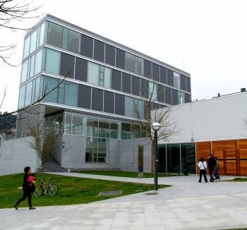 La propuesta es para alumnos y ex alumnos de la Universidad de Vigo.