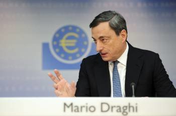 El presidente del Banco Central Europeo, Mario Draghi, en la rueda de prensa del jueves en Fráncfort. (Foto: DANIEL REINHARDT)