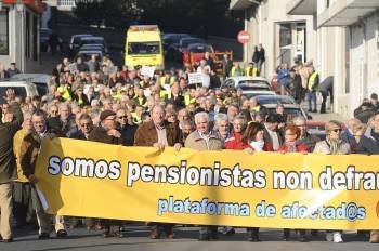 Participantes en la manifestación de Carballiño en contra de las multas. (Foto: MARTIÑO PINAL)