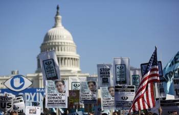 Marcha de protesta en Washington tras conocerse las revelaciones de Edward Snowden. 