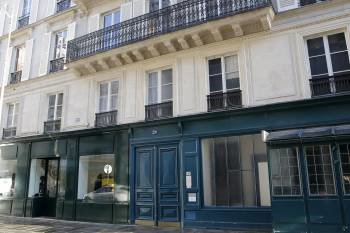 Edificio de apartamentos en París donde supuestamente se veían Hollande y su amante. (Foto: YOAN VALAT)