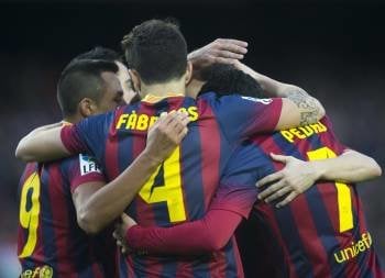 Los jugadores del Barcelona celebran un gol. (Foto: ALEJANDRO GARCÍA)