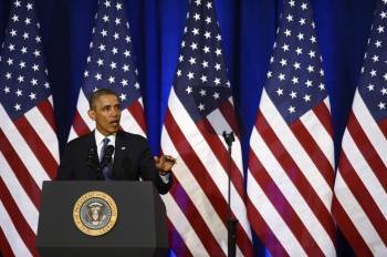 El presidente Barack Obama, realiza una intervención en el Departamento de Justicia, en Washington. (Foto: SHAWN THEW)