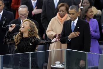 La cantante americana Beyoncé, durante la ceremonia de investidura de Obama.