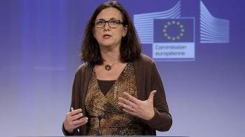 La comisaria de Interior de la UE, Cecilia Malmström, anunció que se pedirán explicaciones por usar material antidisturbios en Ceuta.