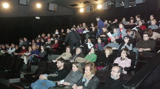 Público asistente a una proyección en el centro comercial Ponte Vella a finales de enero (MAR)
