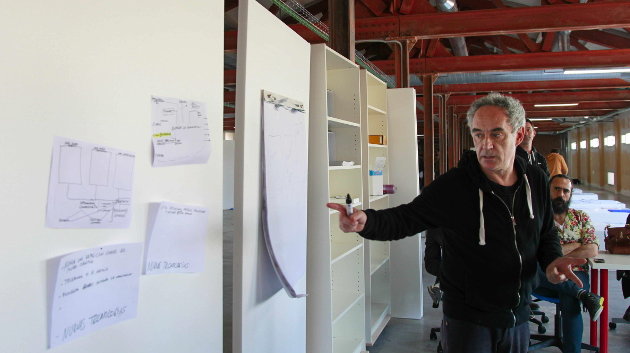 El chef Ferran Adrià muestra su laboratorio de ideas